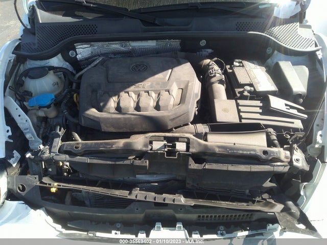 2018 Volkswagen Beetle, VIN: 3VW5DAAT1JM512760