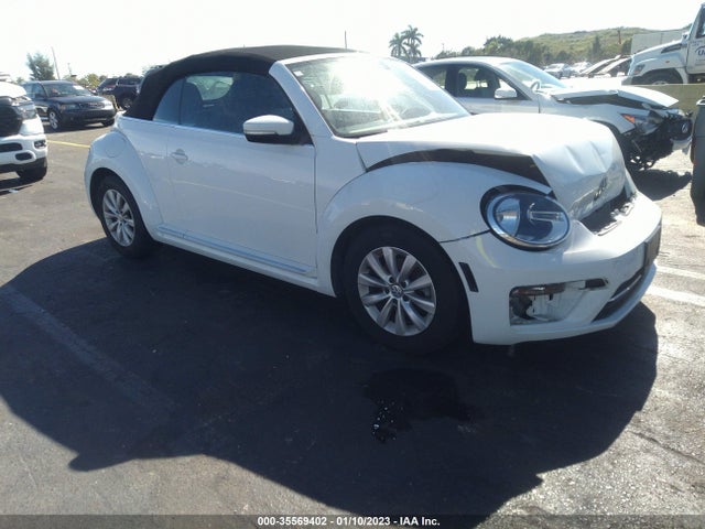 2018 Volkswagen Beetle, VIN: 3VW5DAAT1JM512760