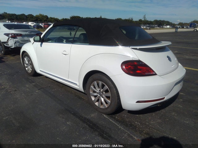 2018 Volkswagen Beetle, VIN: 3VW5DAAT1JM512760