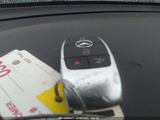 W1N0G8DB3NV349792 Mercedes-Benz Glc 300 Suv