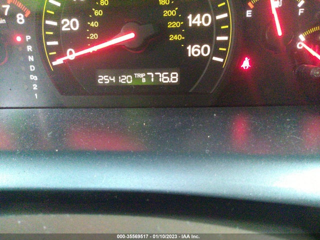 2005 HONDA ACCORD SDN LX VIN: 1HGCM56415A138108