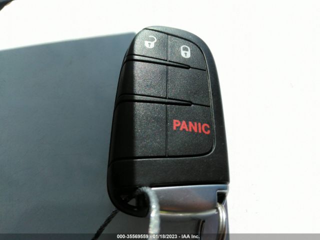 1C4RJEAGXHC857028 Jeep Grand Cherokee Laredo