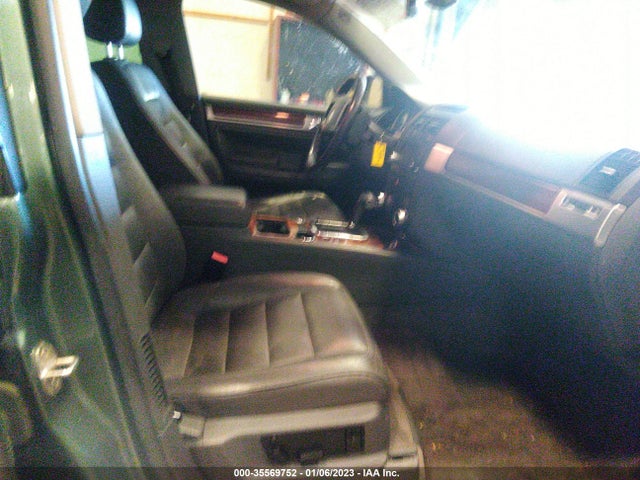 Volkswagen Touareg 2005 WVGCM77L05D015684 Image 7