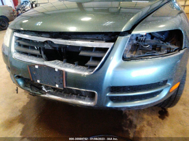 Volkswagen Touareg 2005 WVGCM77L05D015684 Image 8