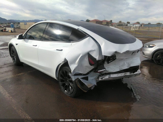 Tesla Model Y 2020 5YJYGDEE6LF004358 Image 3