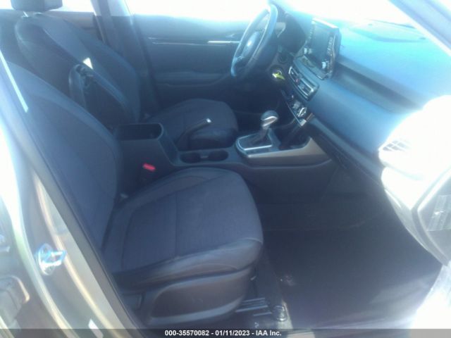 KNDEU2AA9M7095507 KIA SELTOS S