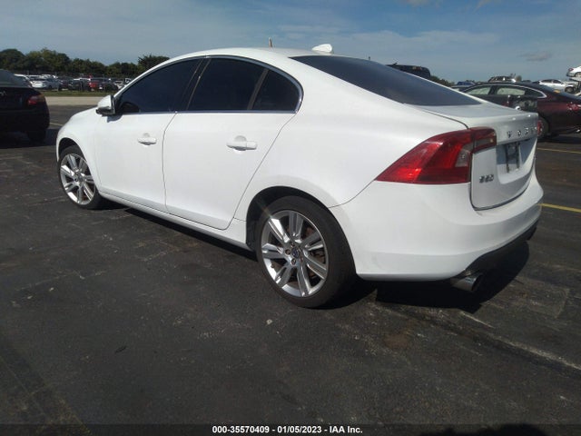 Volvo S60 2012 YV1902FH8C2056898 Image 3