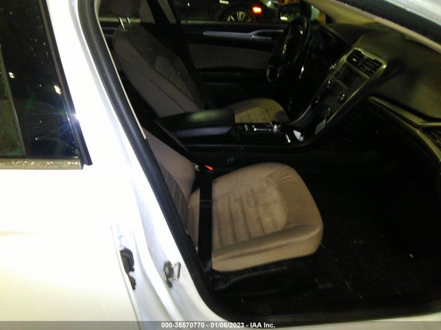 2020 Ford Fusion, VIN: 3FA6P0G75LR147434