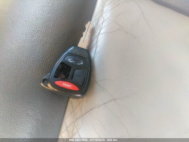 1A8HX58227F510299 Chrysler Aspen Limited