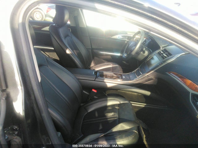 2016 Lincoln MKZ, VIN: 3LN6L2G99GR624788