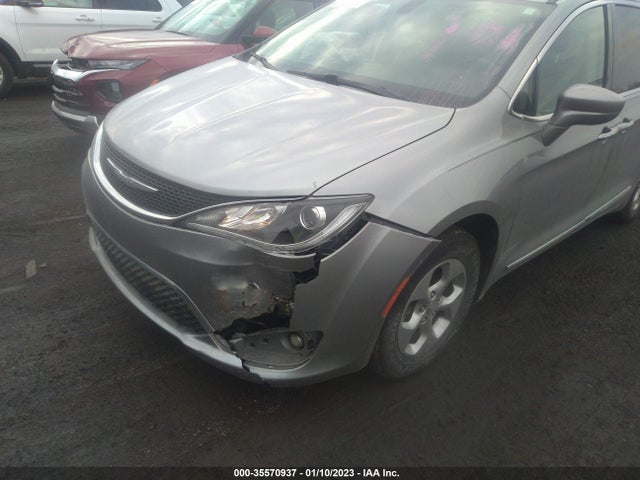 2C4RC1EG8HR579069 Chrysler Pacifica Touring-l Plus
