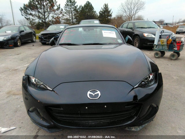 2021 Mazda MX-5 Miata, VIN: JM1NDAM70M0451376