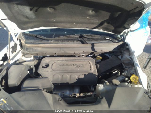 1C4PJLCB1KD419917 Jeep Cherokee Latitude
