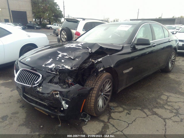 BMW 7 Series 750i 2011 WBAKA8C50BCY37177 Image 2