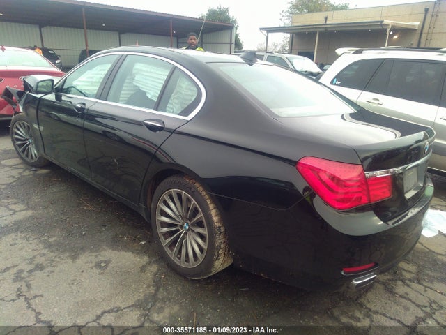 BMW 7 Series 750i 2011 WBAKA8C50BCY37177 Image 4