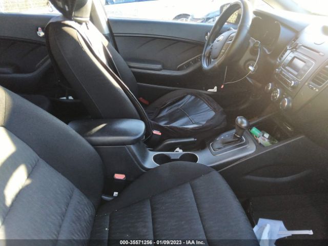 KNAFK4A63G5437922 KIA FORTE LX