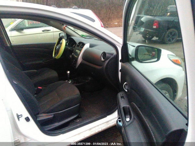 2019 Nissan Versa, VIN: 3N1CN7AP1KL879374