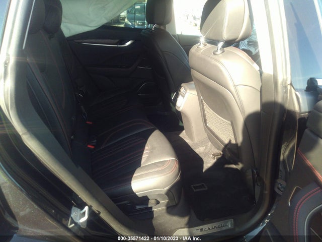 2017 Maserati Levante, VIN: ZN661XULXHX250593