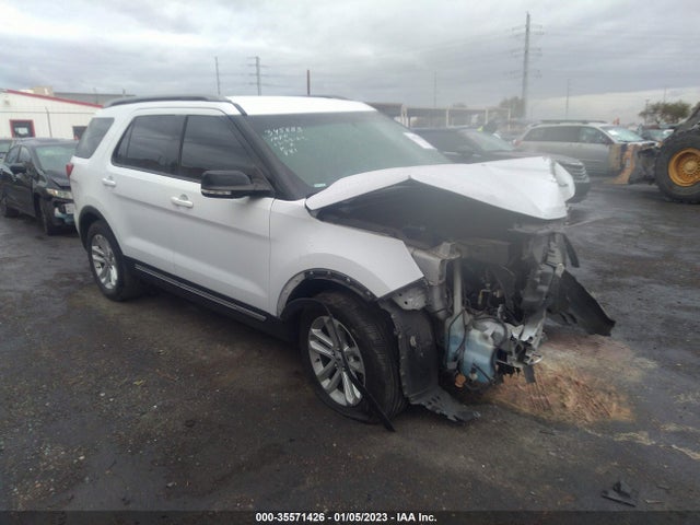 Ford EXPLORER XLT 2017 1FM5K7D87HGB79709 Image 1