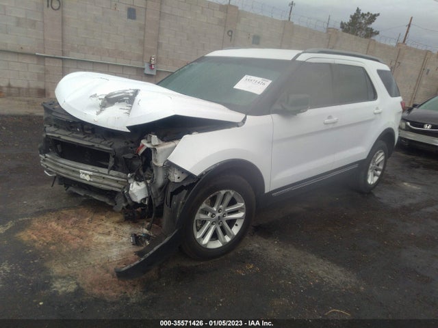 Ford EXPLORER XLT 2017 1FM5K7D87HGB79709 Image 2