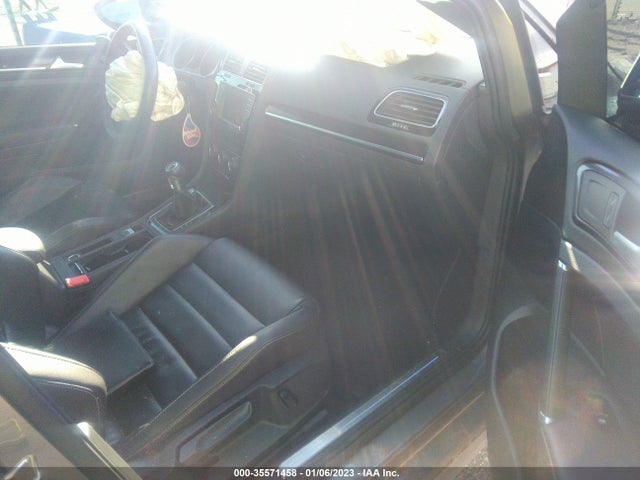 2016 Volkswagen Golf R, VIN: WVWUF7AU2GW269828