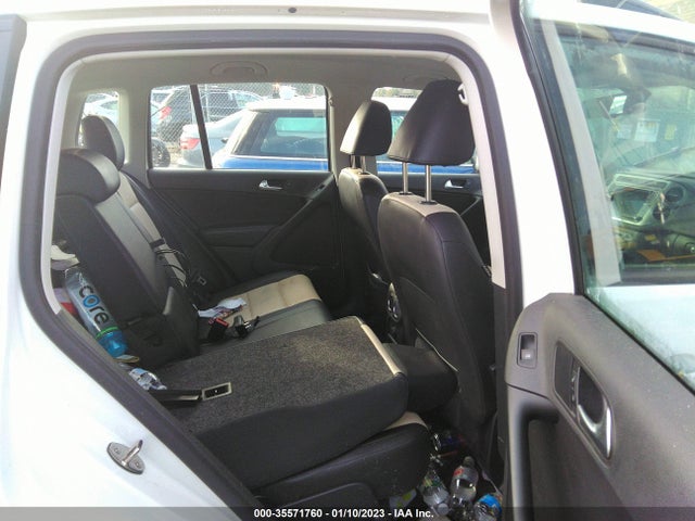 2017 Volkswagen Tiguan, VIN: WVGBV7AXXHW510391