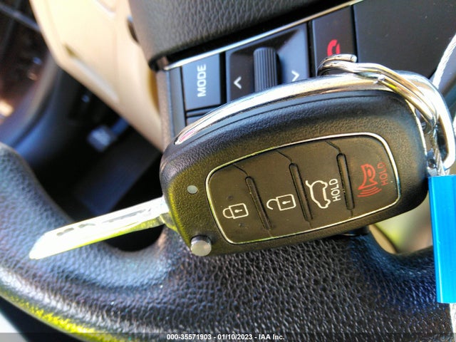 2016 HYUNDAI SONATA 2.4L VIN: 5NPE24AF4GH395307