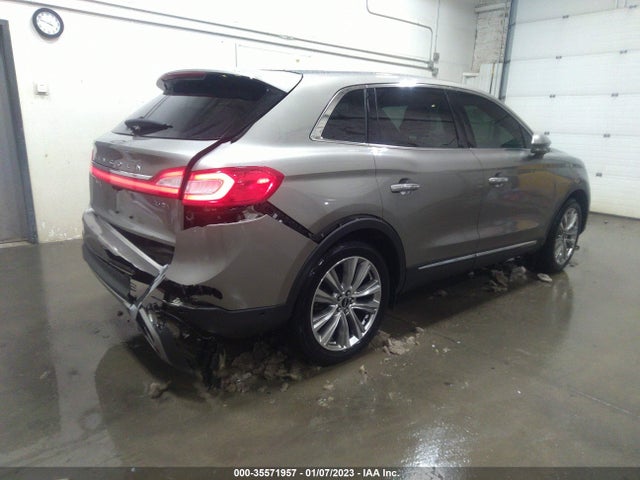 2016 Lincoln MKX, VIN: 2LMTJ8LP9GBL61964