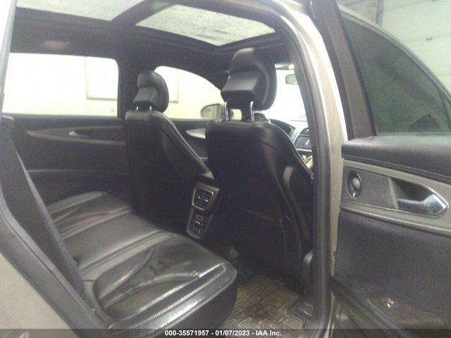 2016 Lincoln MKX, VIN: 2LMTJ8LP9GBL61964