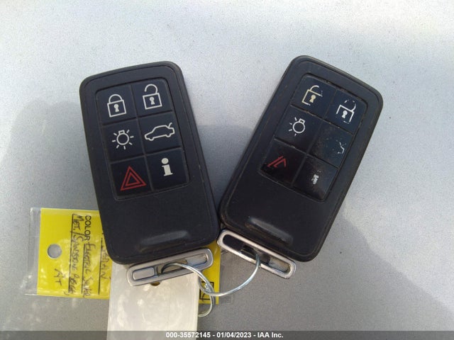 YV1AH852871018055 Volvo S80 V8