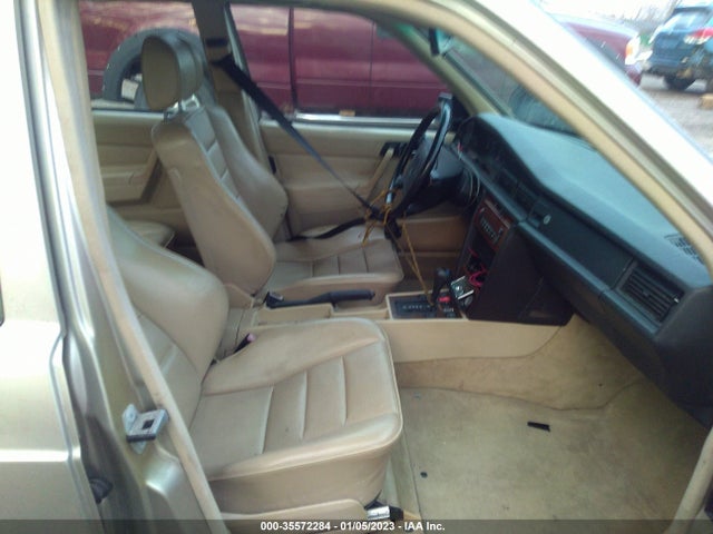 1992 MERCEDES-BENZ 190 E 2.6 VIN: WDBDA29D3NF881327
