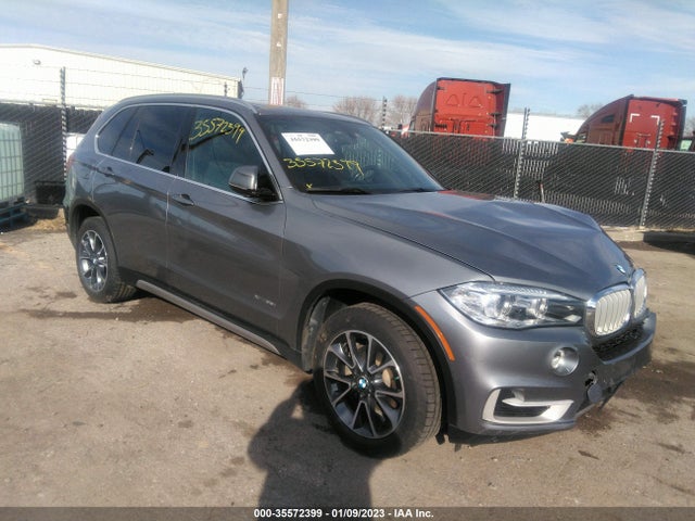 2017 BMW X5, VIN: 5UXKR0C34H0X81071