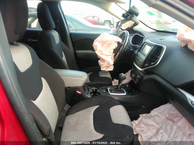 1C4PJMCB0EW189821 Jeep Cherokee Latitude