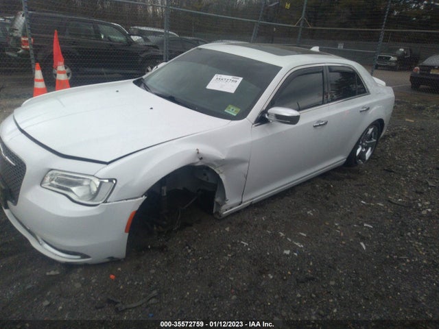 2016 Chrysler 300, VIN: 2C3CCAEG4GH324708