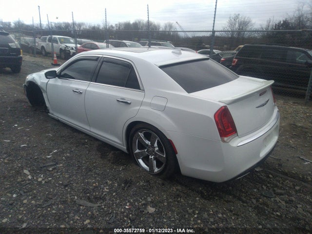 2016 Chrysler 300, VIN: 2C3CCAEG4GH324708