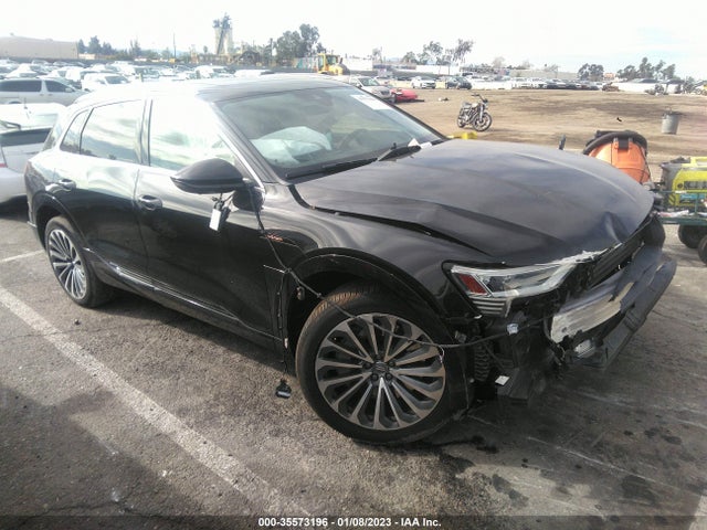 2019 Audi e-tron, VIN: WA1VABGE4KB020575