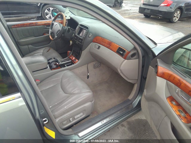 Lexus LS 430 2003 JTHBN30F530110142 Image 6