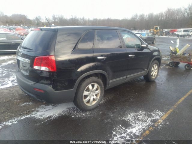 5XYKTDA6XDG385156 KIA Sorento