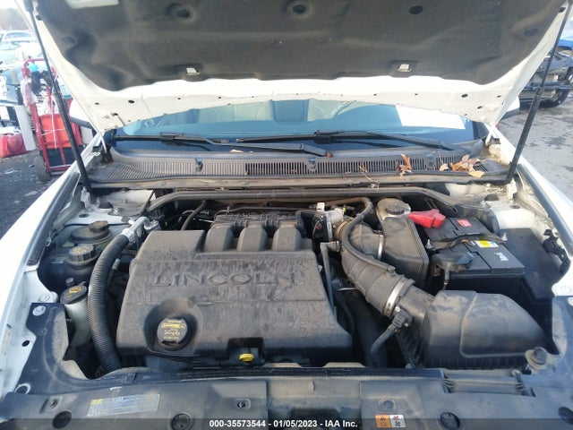 Lincoln MKS 2011 1LNHL9DR7BG612032 Image 10