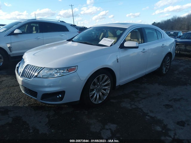 Lincoln MKS 2011 1LNHL9DR7BG612032 Image 2