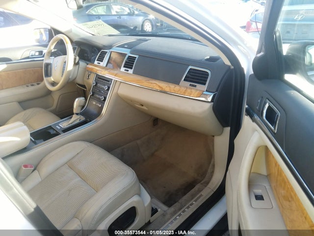 Lincoln MKS 2011 1LNHL9DR7BG612032 Image 5