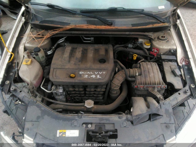 1C3CCBAB4EN107311 Chrysler 200 LX