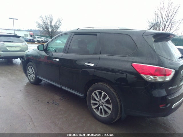 2016 Nissan Pathfinder, VIN: 5N1AR2MM1GC631637