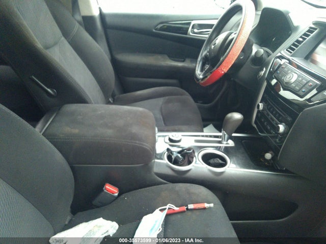2016 Nissan Pathfinder, VIN: 5N1AR2MM1GC631637
