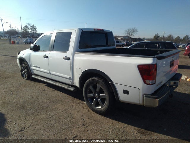2015 Nissan Titan, VIN: 1N6BA0ED1FN505670