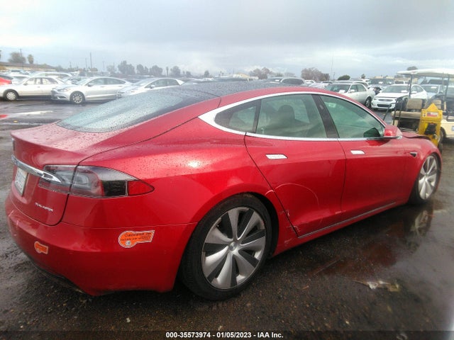 2020 Tesla Model S, VIN: 5YJSA1E26LF385382
