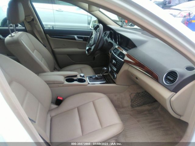 WDDGF8AB3EA946421 Mercedes-Benz C-class C 300