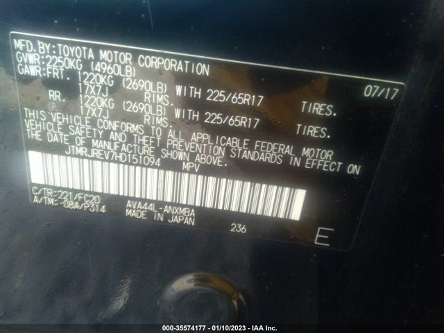 2017 Toyota RAV4, VIN: JTMRJREV7HD151094
