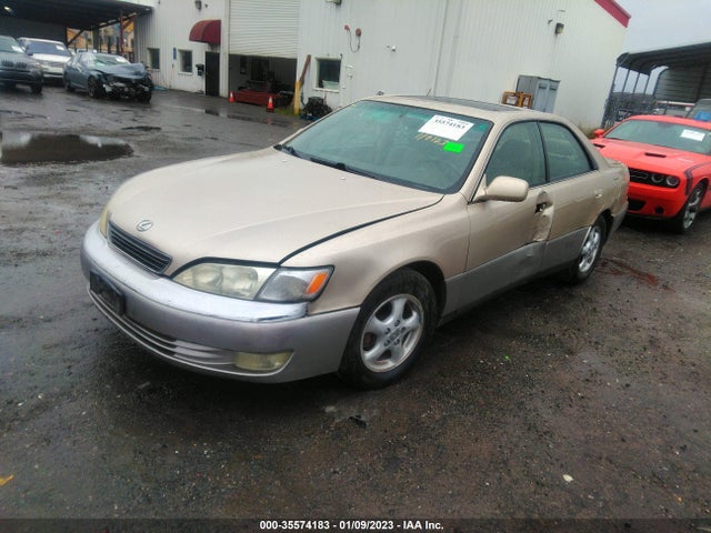 JT8BF22G8V0078576 Lexus ES 300 LUXURY SPORT SDN