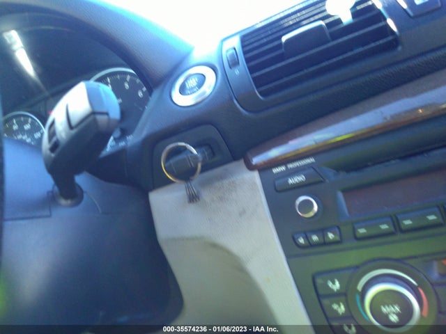 BMW 1 Series 135i 2009 WBAUN93559VK41175 Image 3